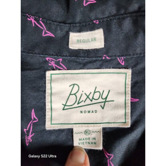 Bixby Nomad Mens Short Sleeve Button Up XL Sharks Navy Office Career Vacation - Picture 3 of 6